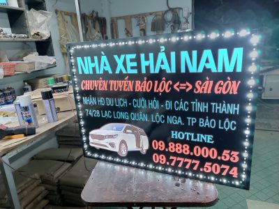 Led nhà xe